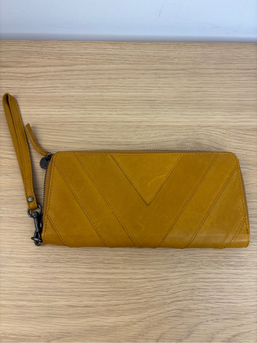 Lucky Brand "Rayla" Leather Zip Wristlet Wallet Mustard Yellow Chevron Pattern